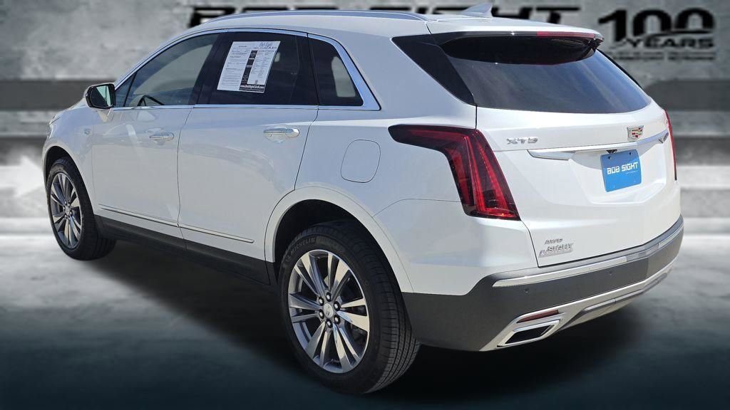 Used 2025 Cadillac XT5 Premium Luxury image 3