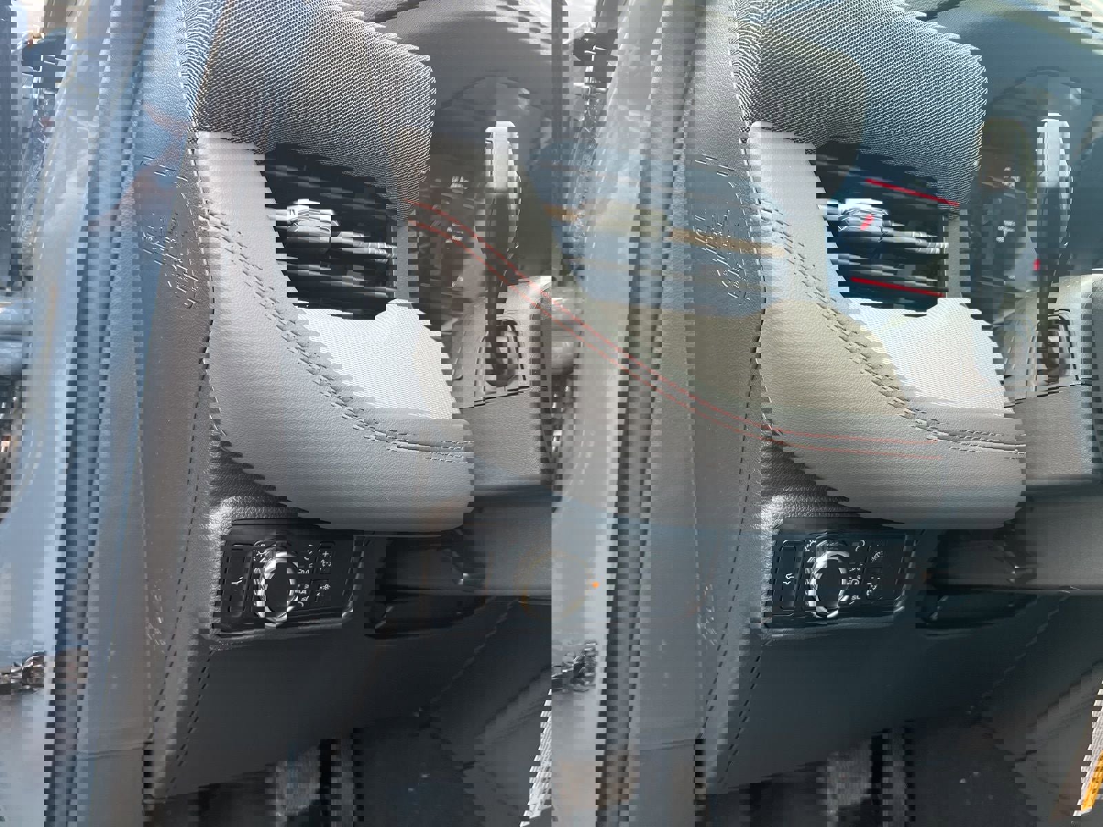 New 2026 Ford Explorer Active image 20