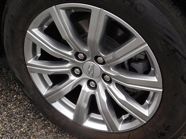 Used 2023 Cadillac XT4 Premium Luxury image 10