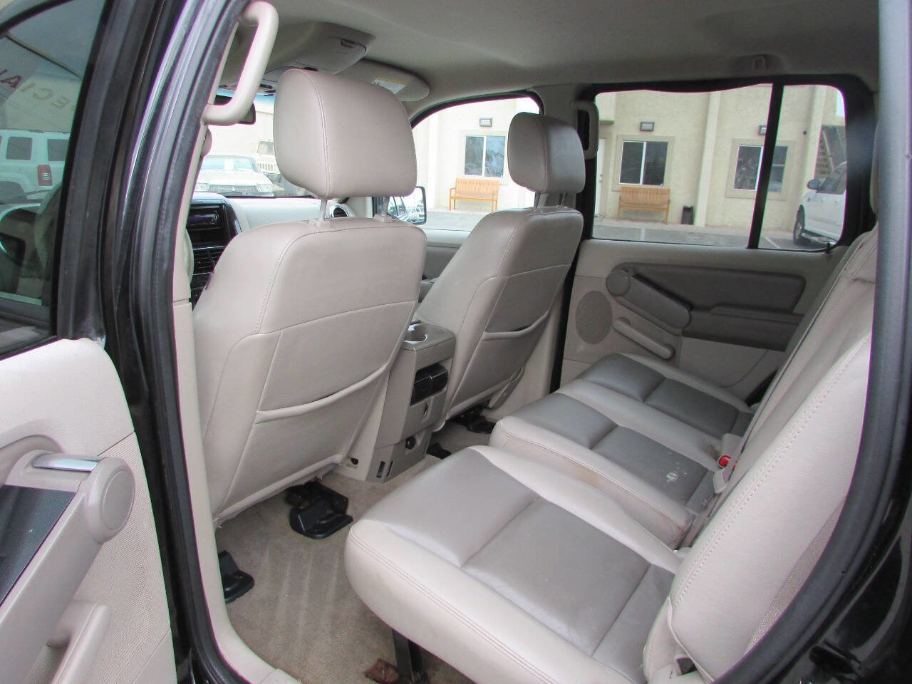 Used 2006 Ford Explorer XLT AWD/4WD image 21