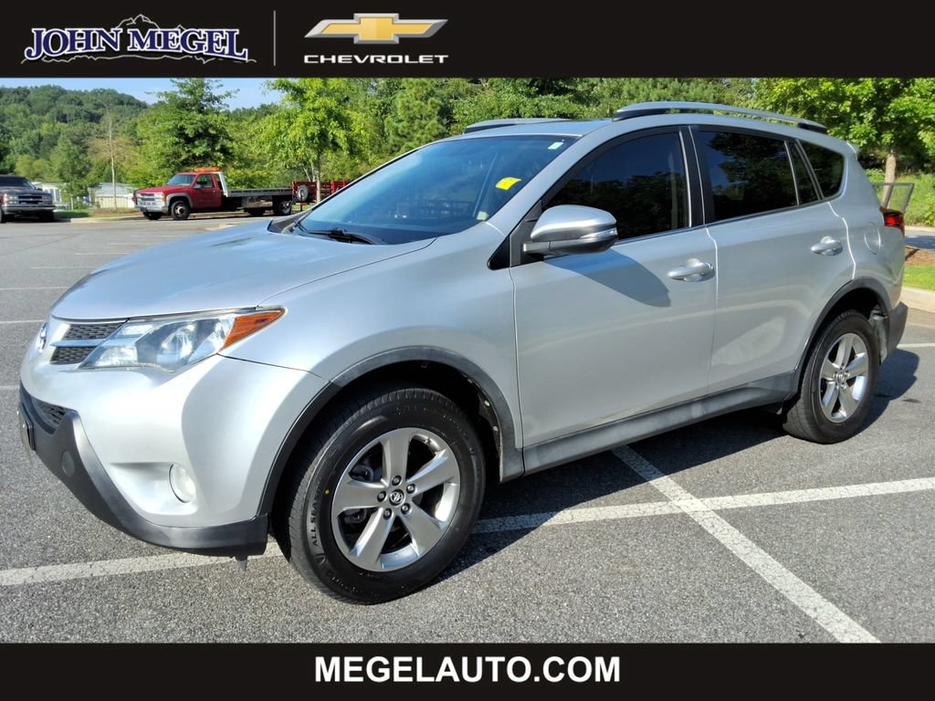 Used 2015 Toyota RAV4 XLE w/ Preferred Accessory Package FWD image 1