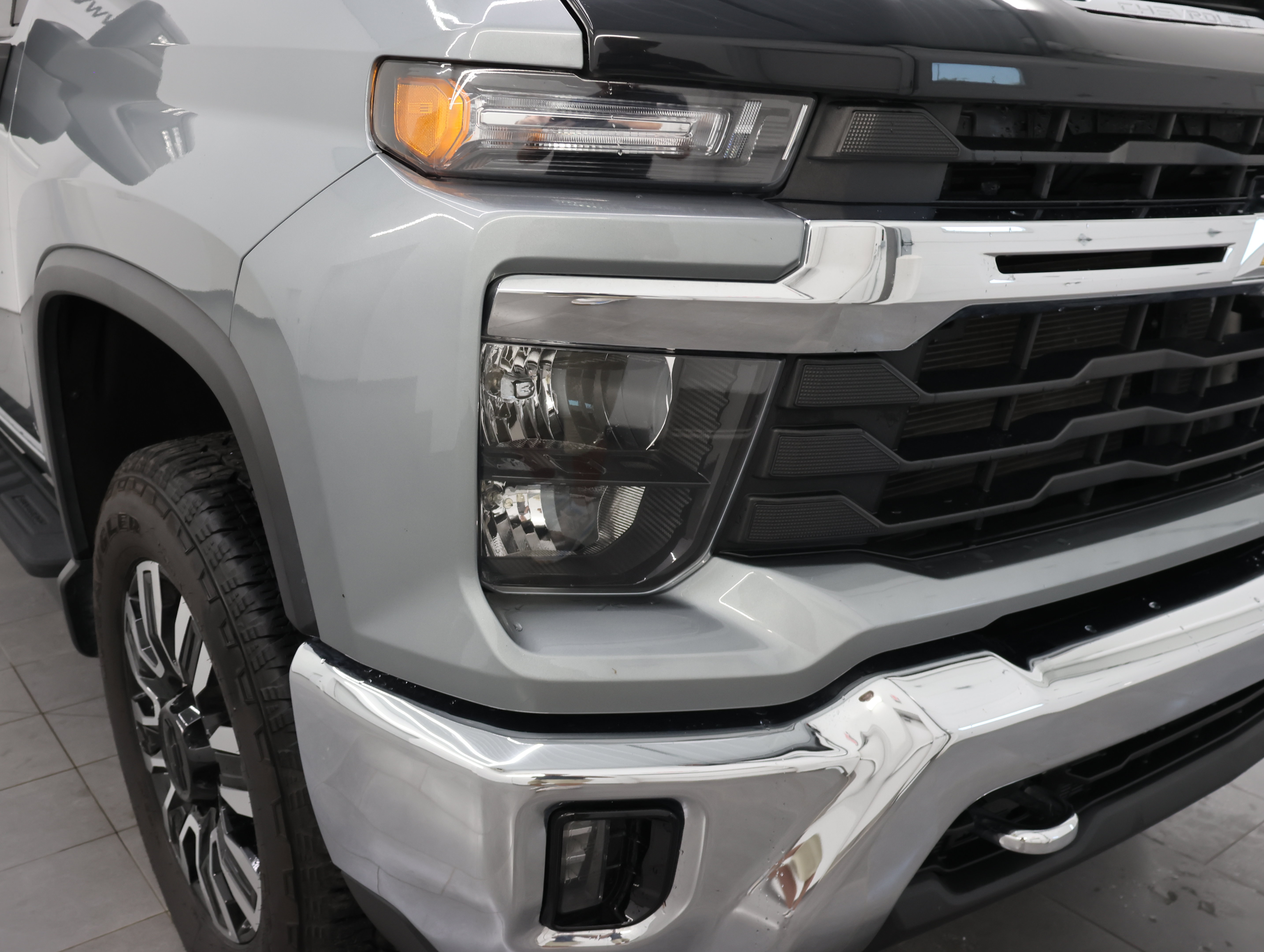 Used 2024 Chevrolet Silverado 2500 LT AWD/4WD image 27