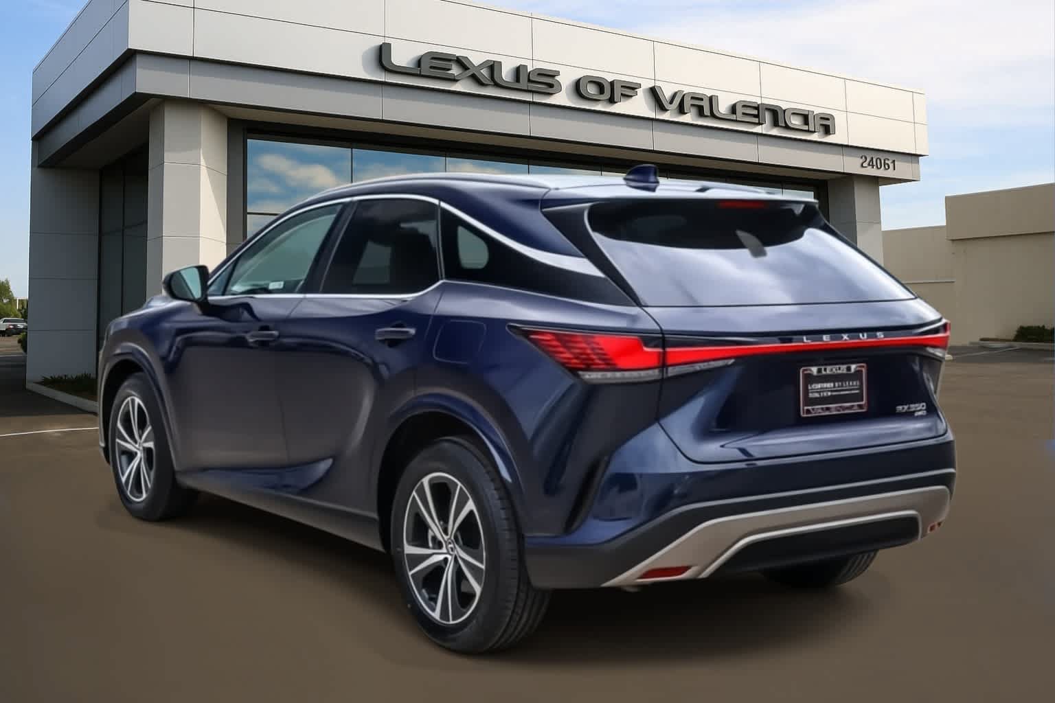 Used 2024 Lexus RX 350 Premium w/ Convenience Package AWD/4WD image 2