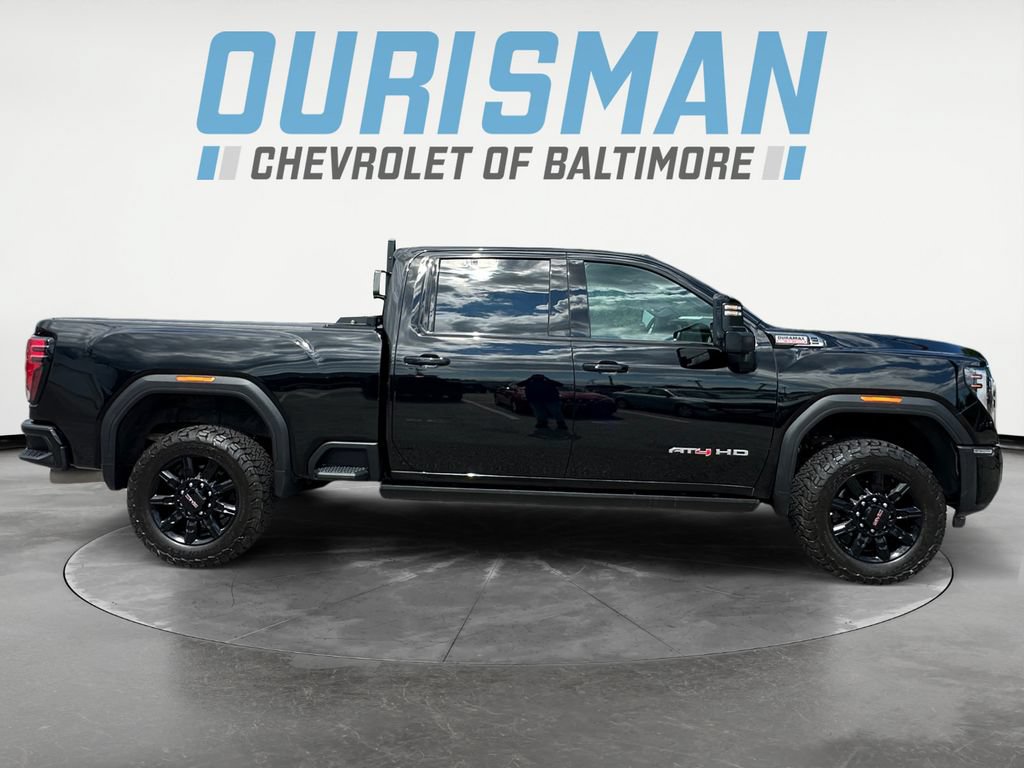 Used 2025 GMC Sierra 2500 AT4 w/ AT4 Premium Plus Package AWD/4WD image 7