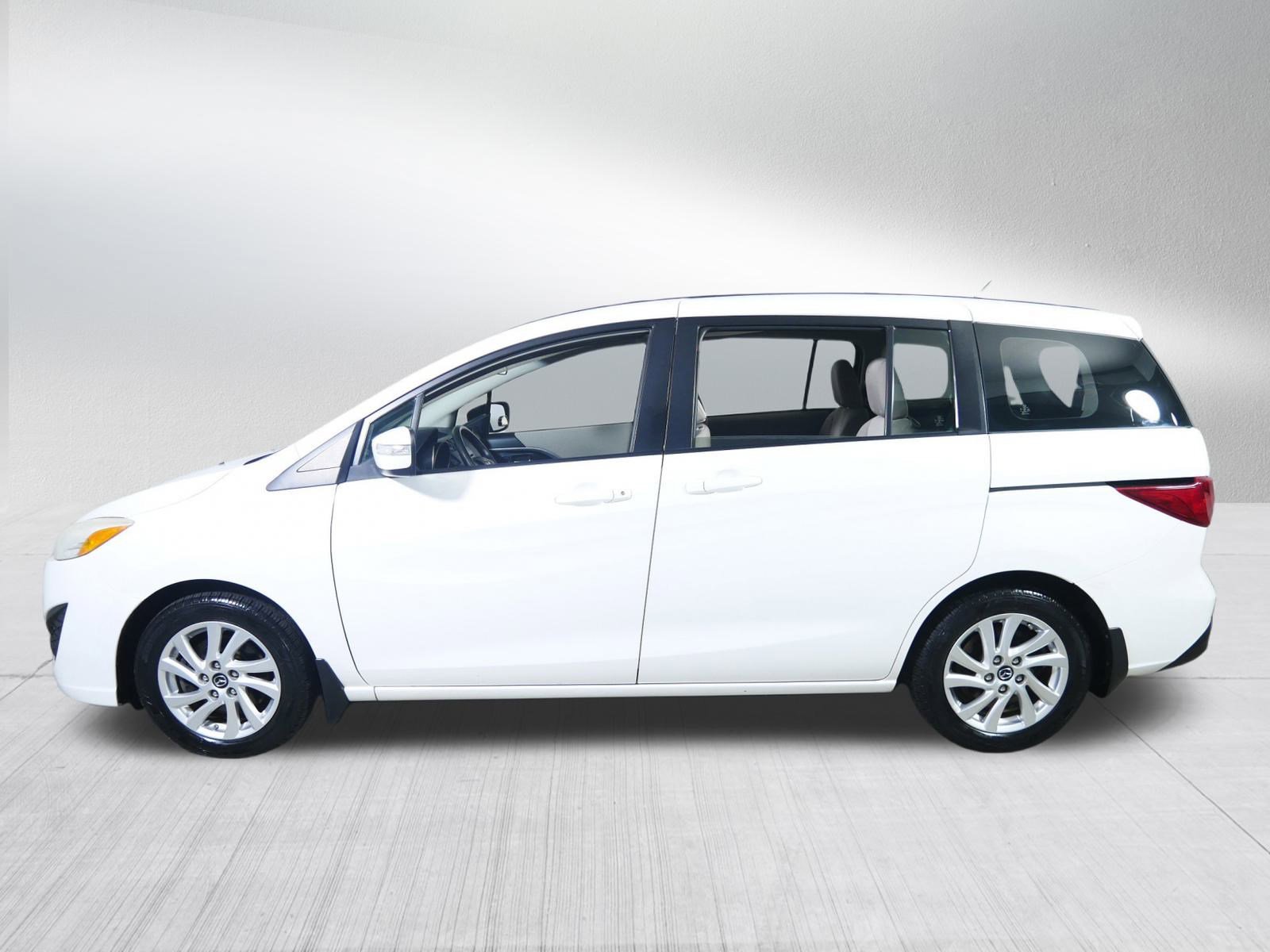 Used 2015 MAZDA MAZDA5 Sport image 4