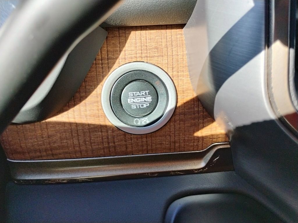 Used 2024 RAM 3500 Limited w/ Safety Group image 43