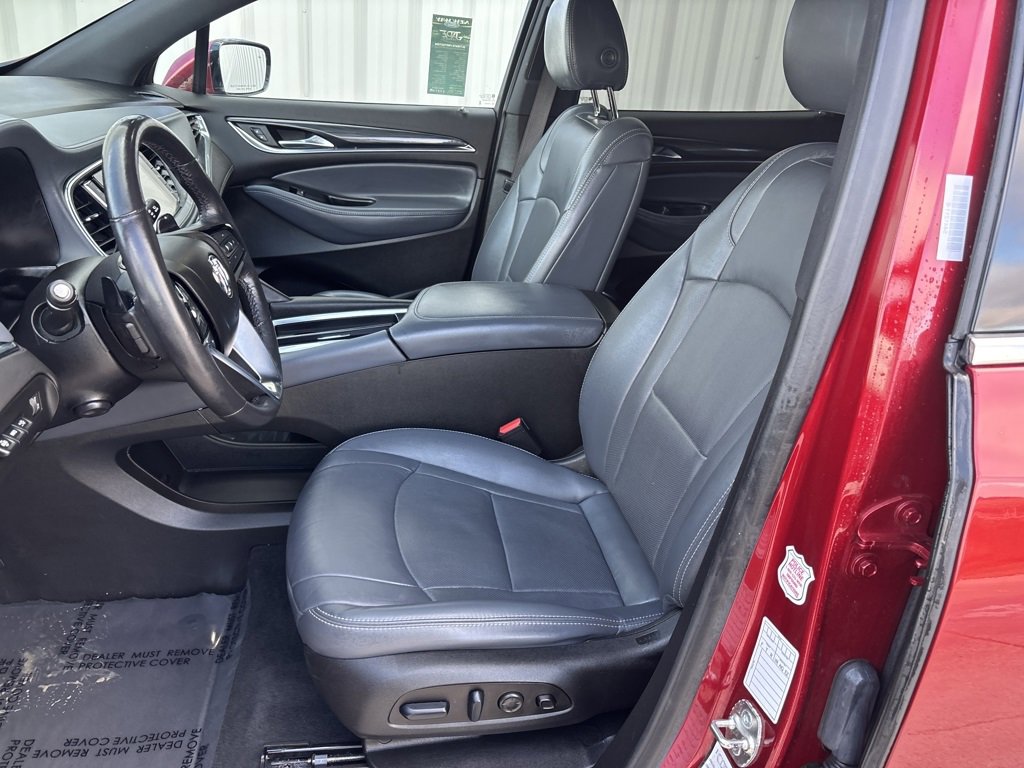 Used 2024 Buick Enclave Premium image 11