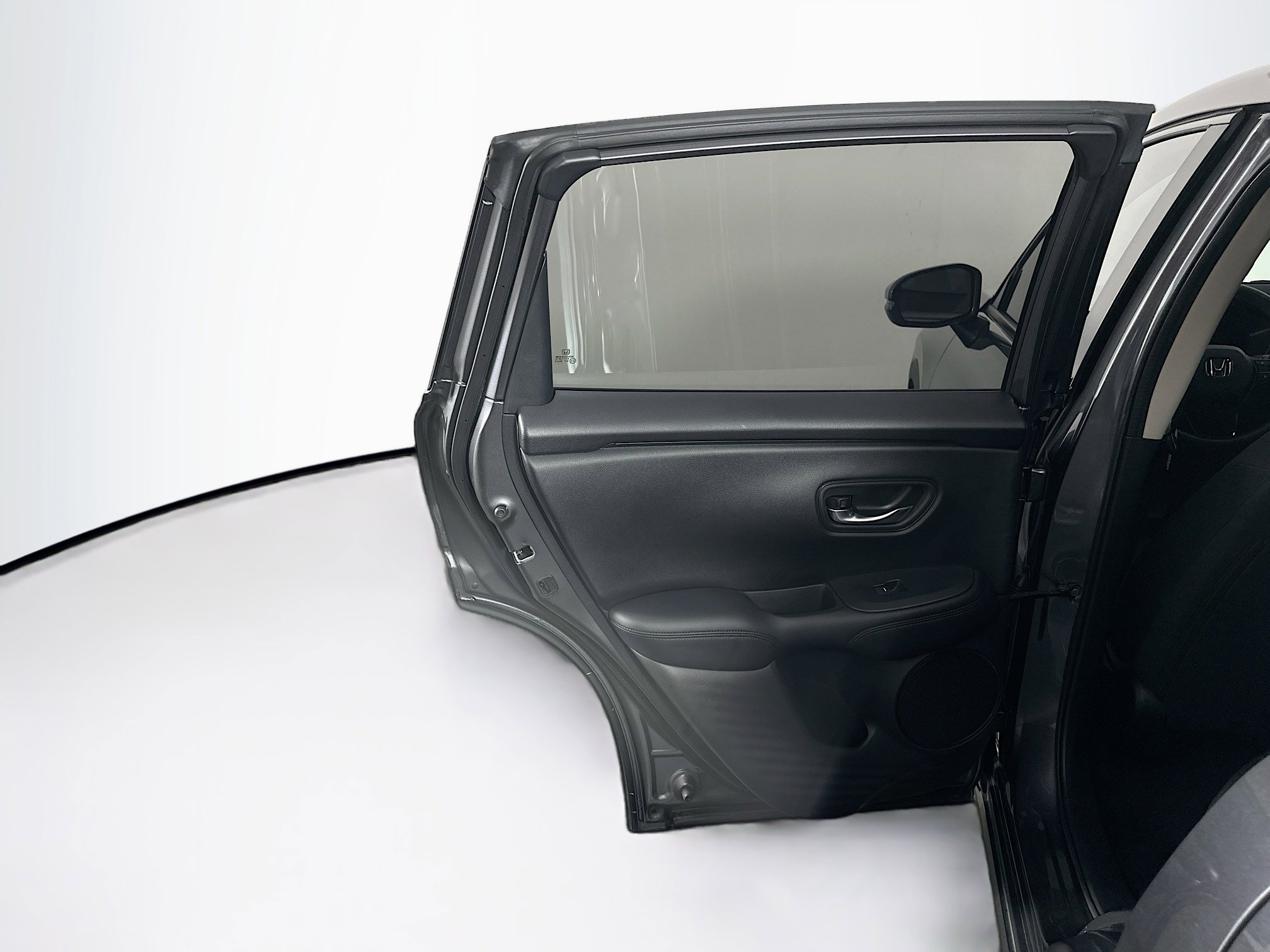 Used 2023 Honda HR-V LX image 31