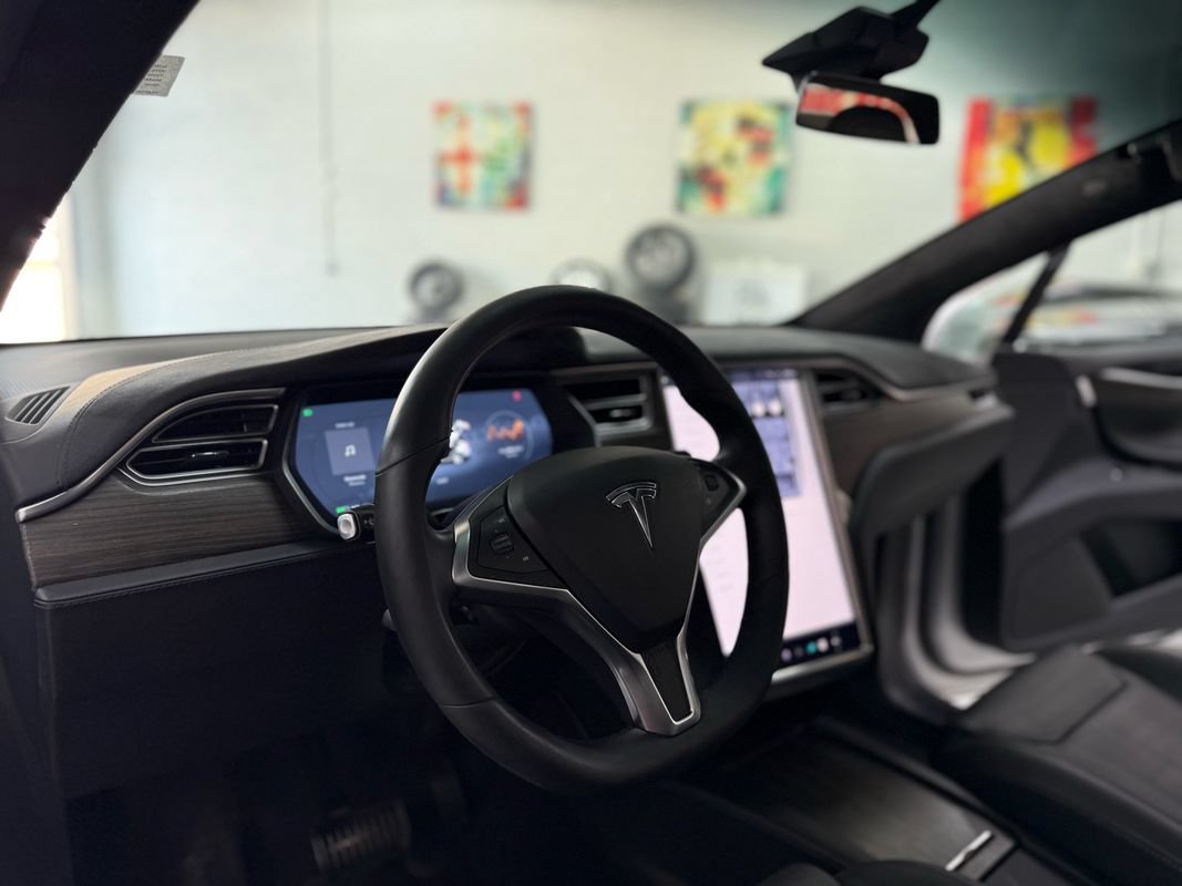 Used 2016 Tesla Model X 90D AWD/4WD image 10