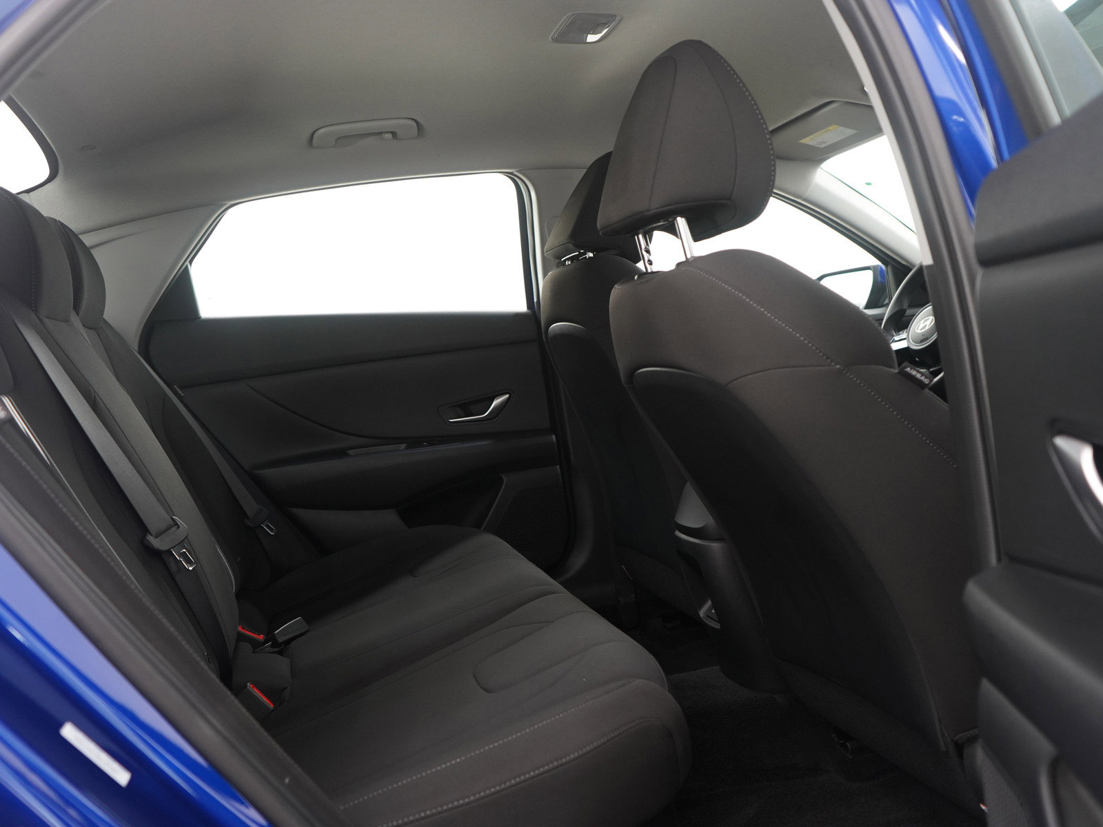 Certified 2025 Hyundai Elantra Blue image 12