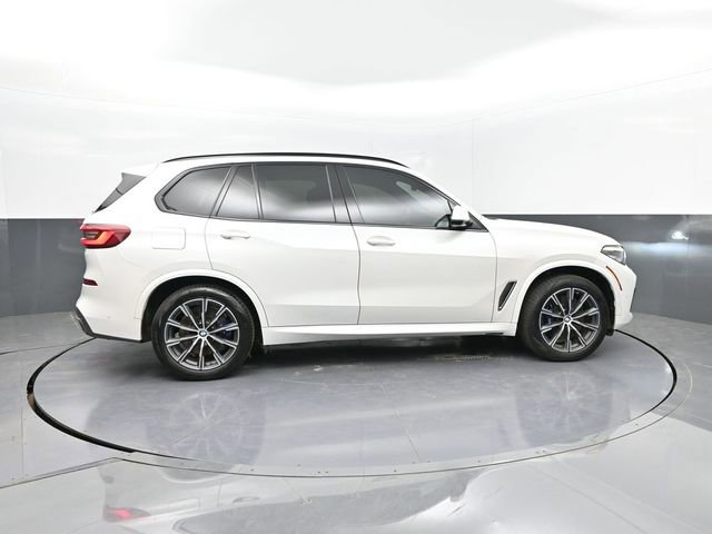 Used 2020 BMW X5 M50i w/ Premium Package AWD/4WD image 31