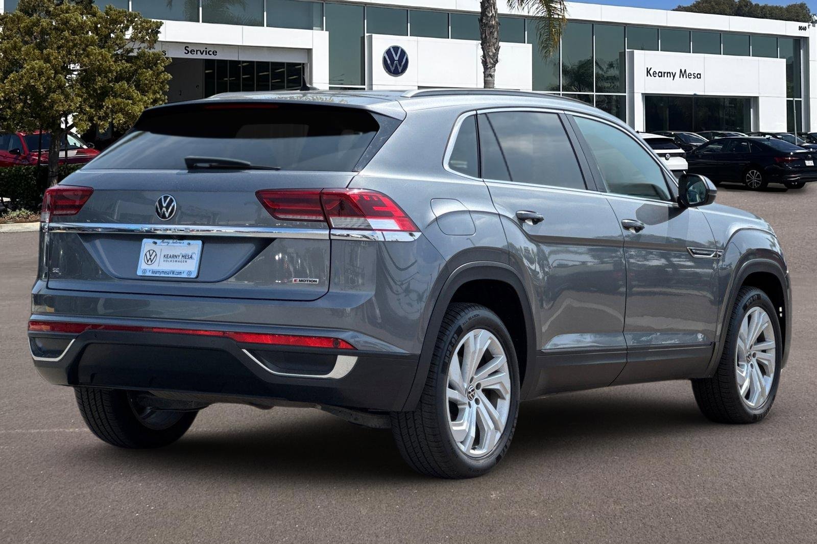 Used 2021 Volkswagen Atlas Cross Sport SEL image 4