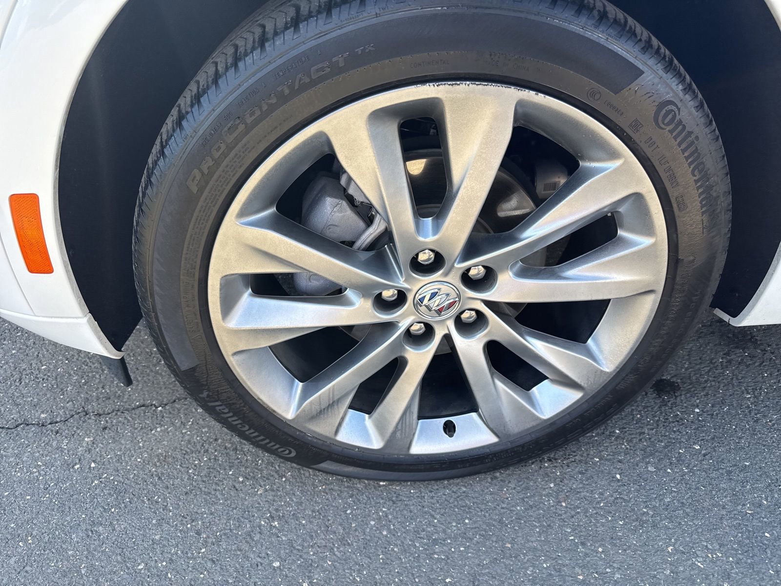 Used 2023 Buick Envision Avenir image 11