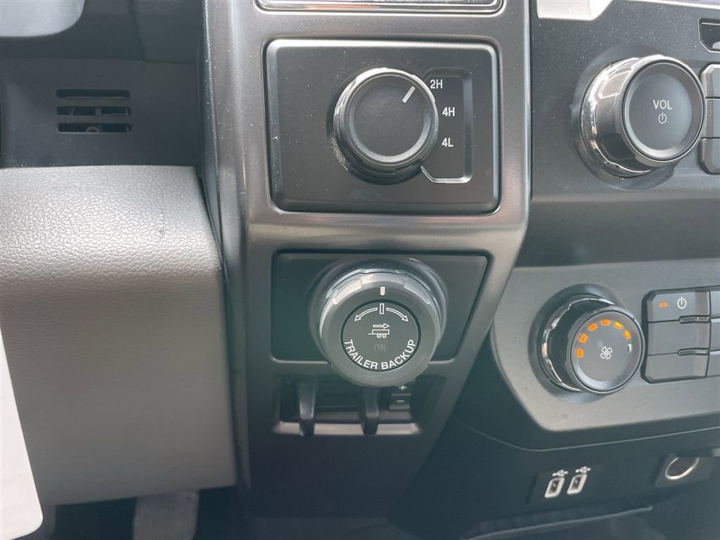 Used 2019 Ford F150 XLT w/ Trailer Tow Package image 36