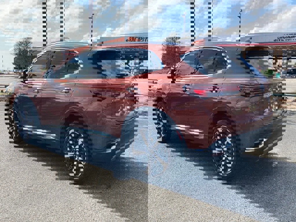 Used 2021 Buick Envision Essence image 7