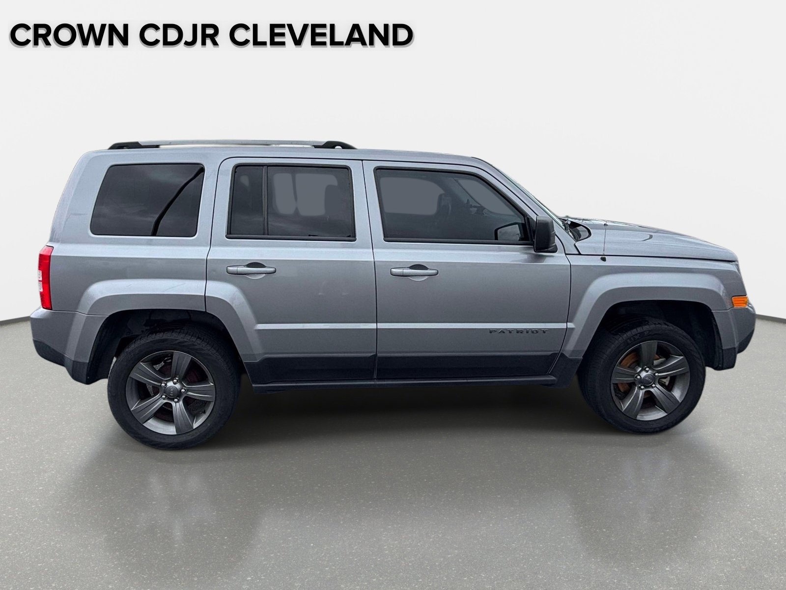 Used 2016 Jeep Patriot Sport w/ Power Value Group FWD image 6