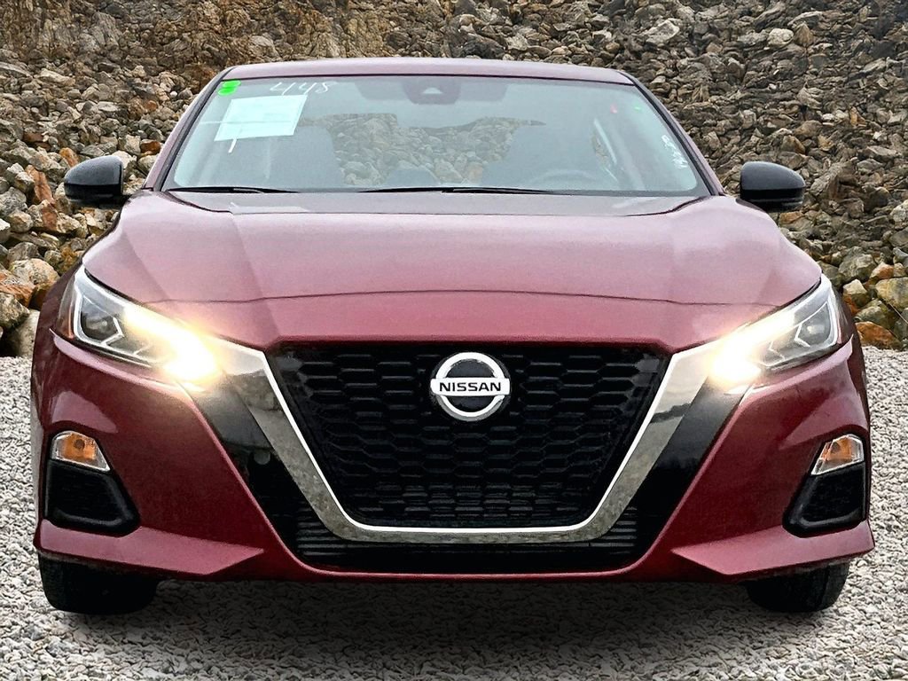 Used 2022 Nissan Altima 2.0 SR image 3