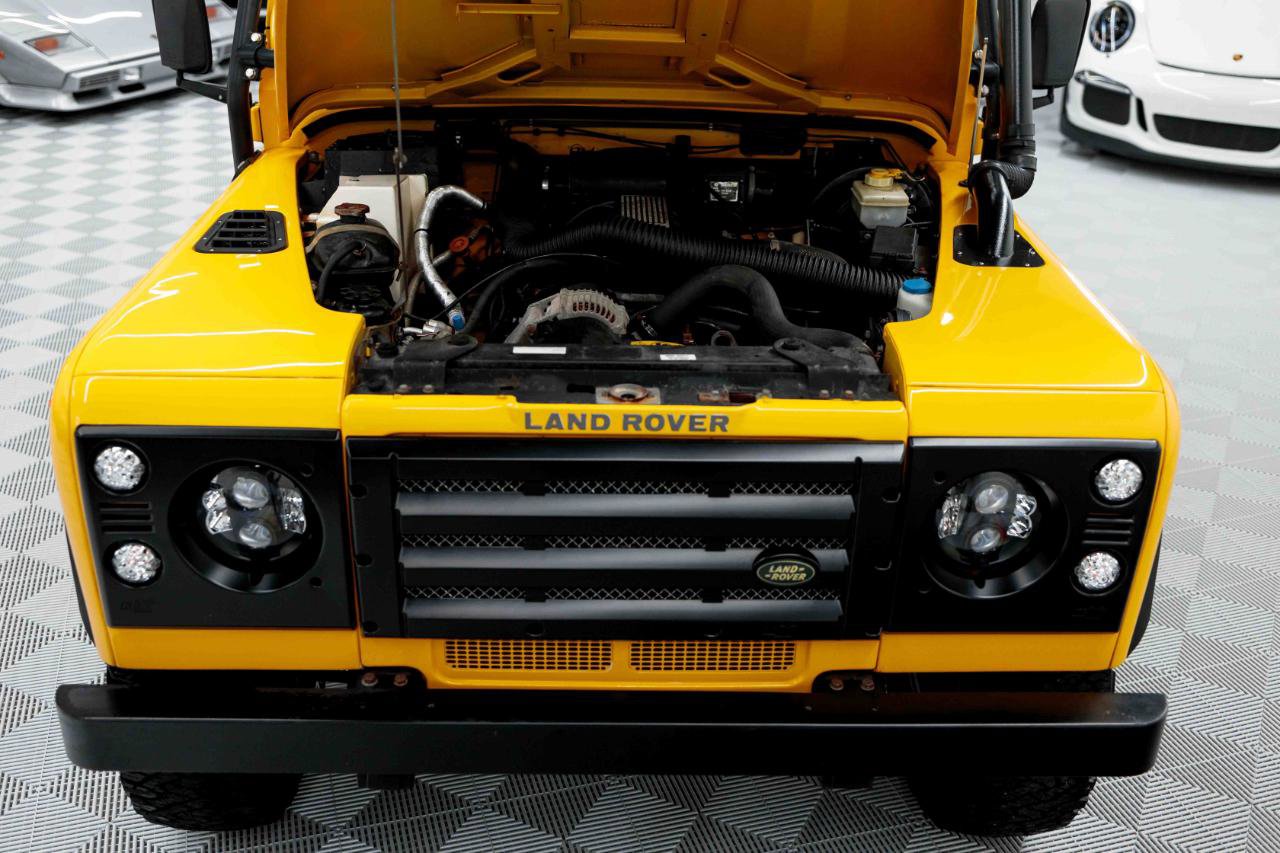 Used 1997 Land Rover Defender 90 AWD/4WD image 74