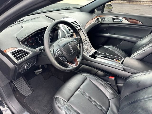 Used 2019 Lincoln MKZ Reserve FWD image 13