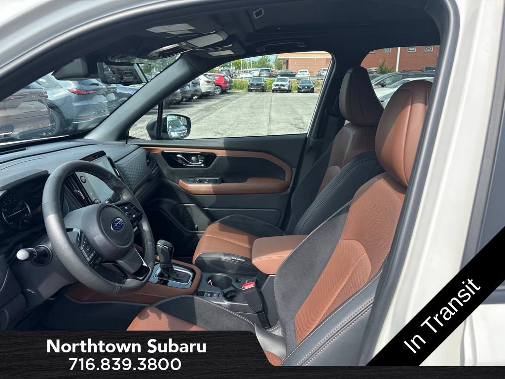 Used 2025 Subaru Forester Touring AWD/4WD image 6