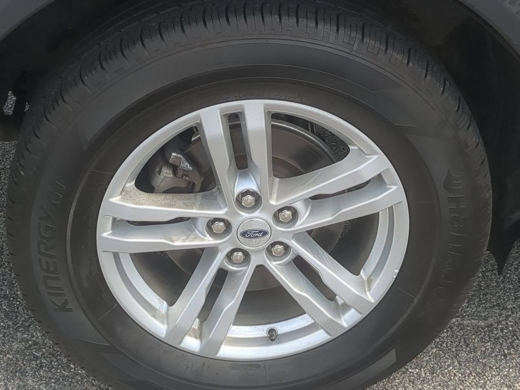Used 2023 Ford Explorer 4WD image 12