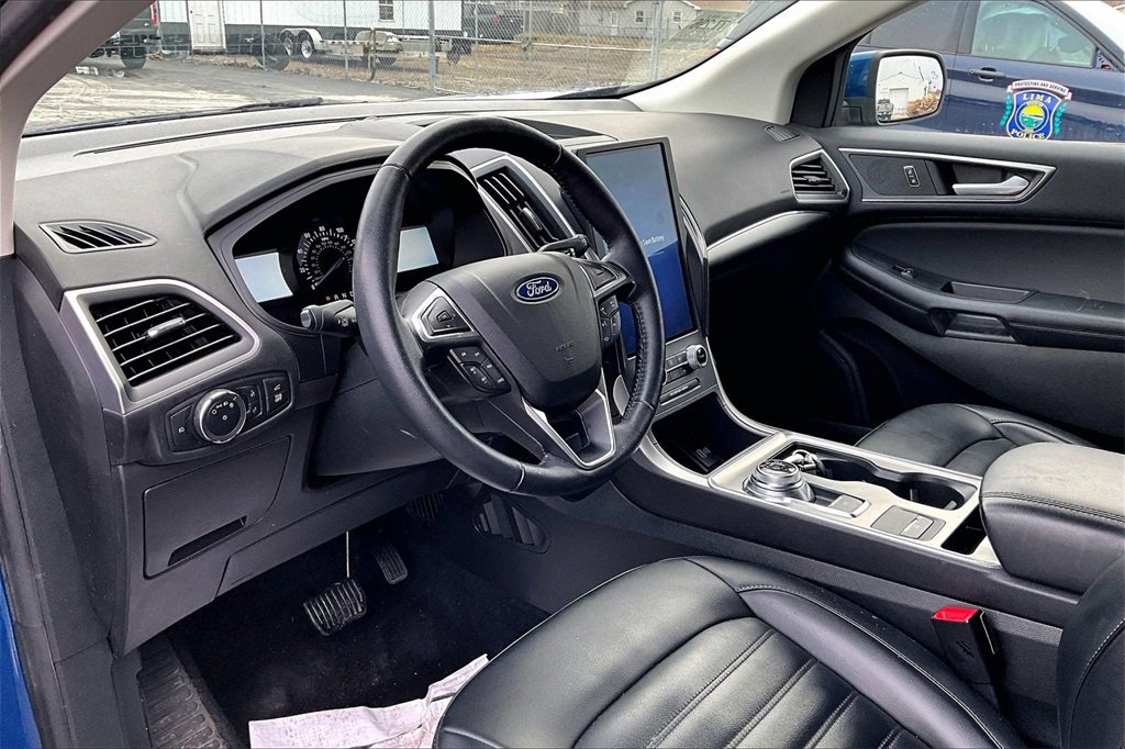 Used 2022 Ford Edge SEL w/ Convenience Package image 11