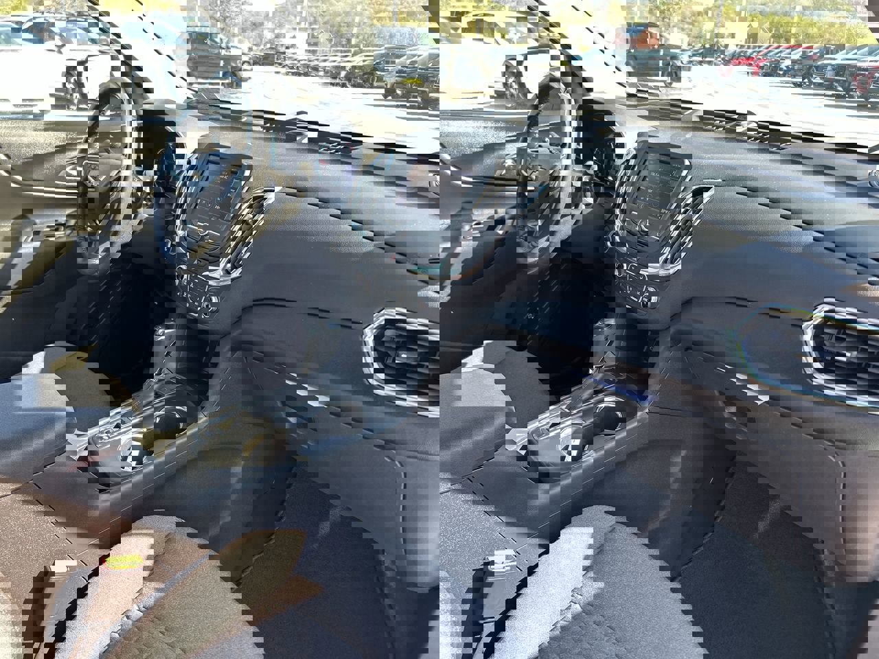 Used 2020 Chevrolet Equinox LT AWD/4WD image 16