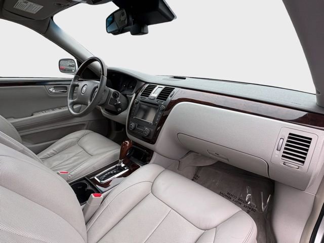 Used 2010 Cadillac DTS Premium w/ Driver Awareness Package image 29