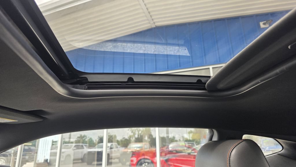 Used 2017 Chevrolet Camaro LT RWD image 24