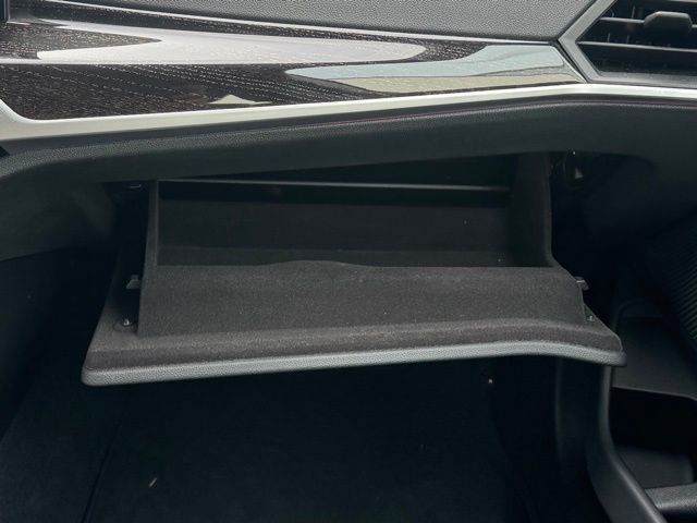 Certified 2023 BMW 330i xDrive Sedan w/ Premium Package image 27