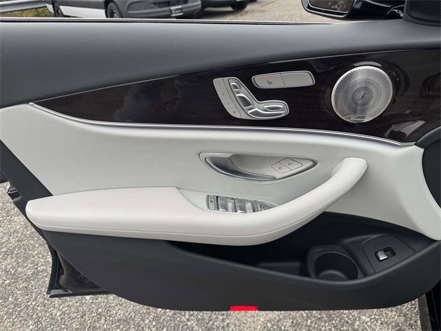 Certified 2022 Mercedes-Benz E 350 4MATIC Sedan image 17