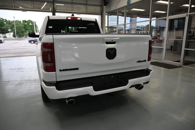 Used 2022 RAM 1500 Laramie w/ Sport Appearance Package AWD/4WD image 6