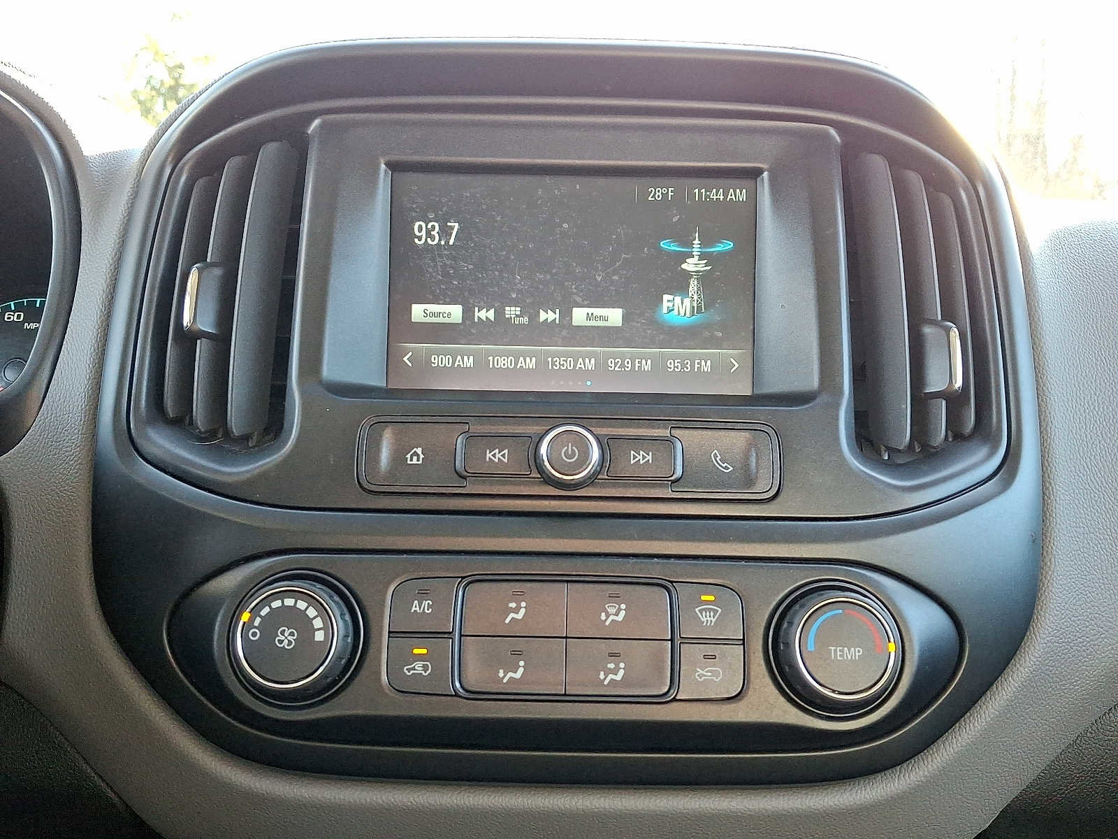 Used 2018 Chevrolet Colorado W/T image 16