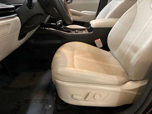Used 2025 Kia Sorento S AWD/4WD image 46