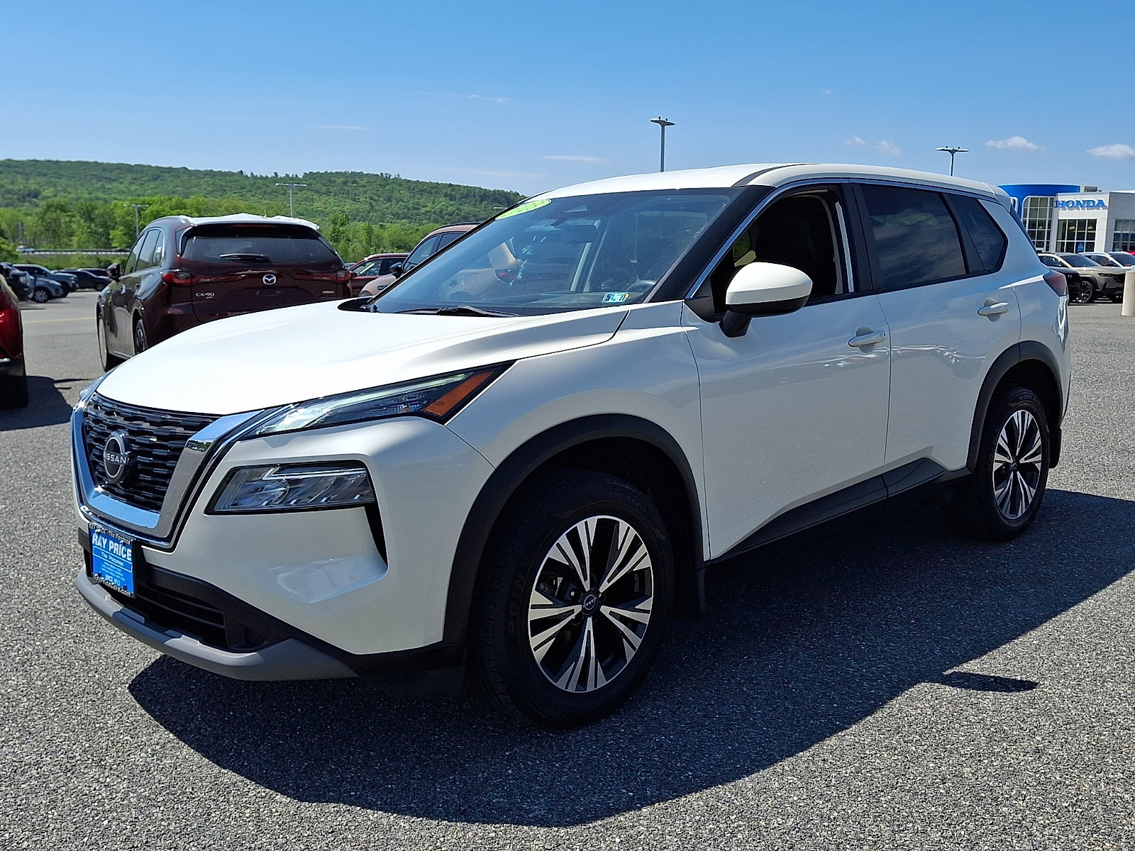 Used 2023 Nissan Rogue SV AWD/4WD image 3