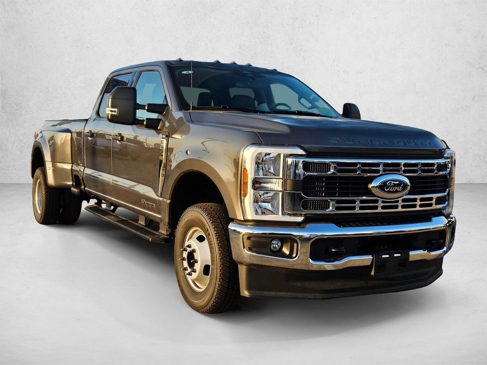 New 2026 Ford F350 XLT w/ FX4 Off-Road Package AWD/4WD image 7