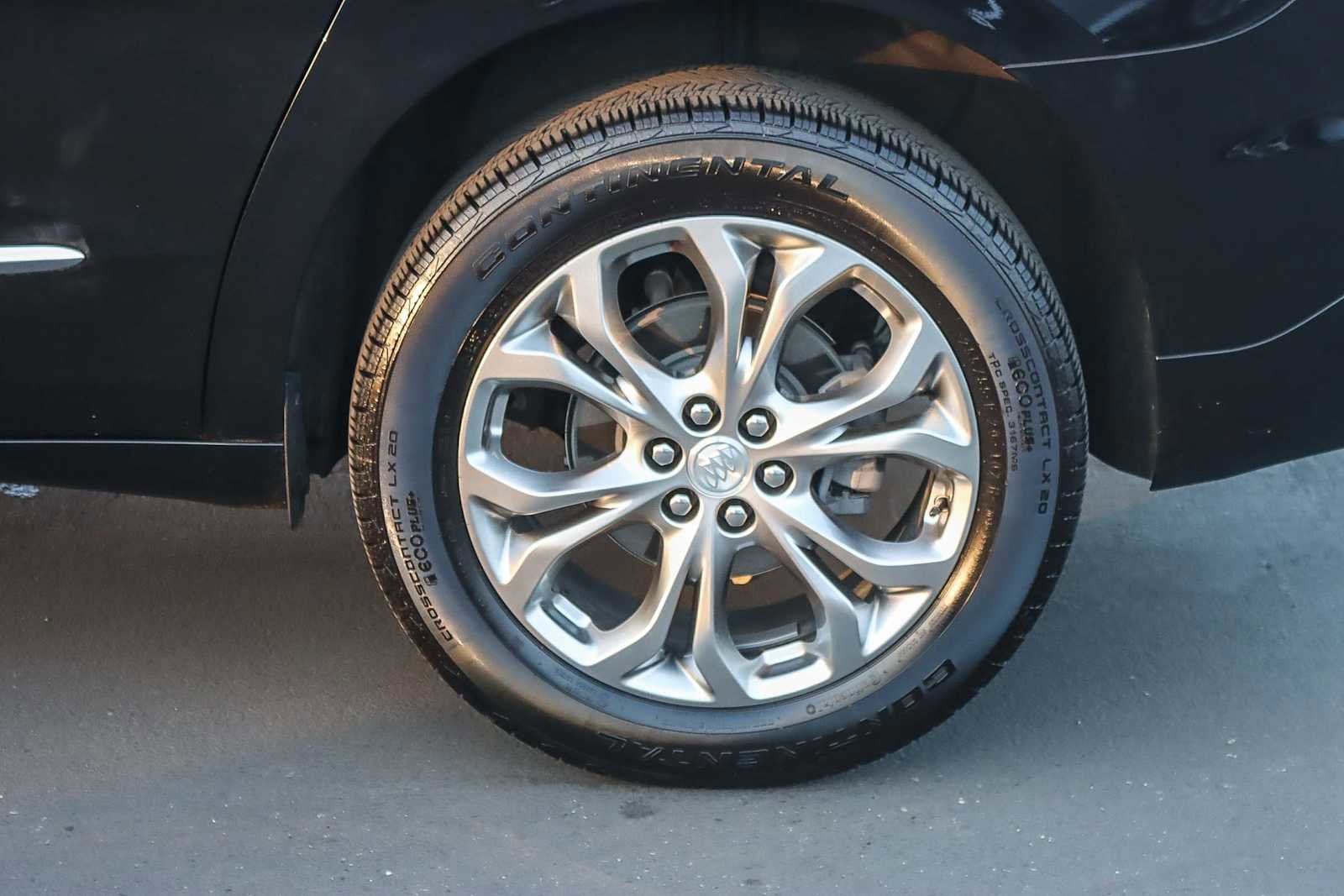 Used 2021 Buick Enclave Avenir w/ Avenir Technology Package image 10