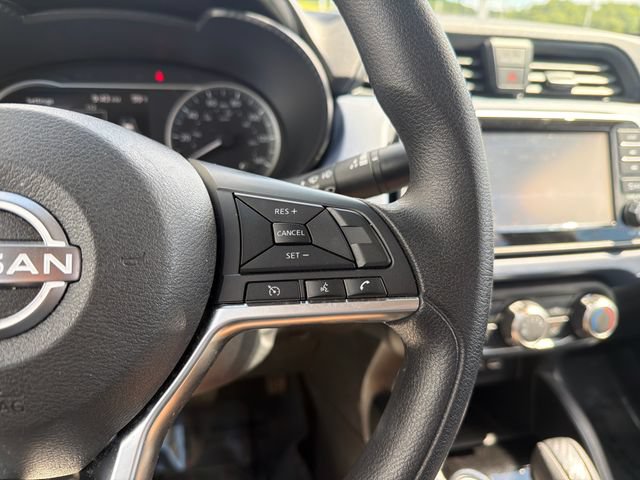 Used 2023 Nissan Versa SV FWD image 15