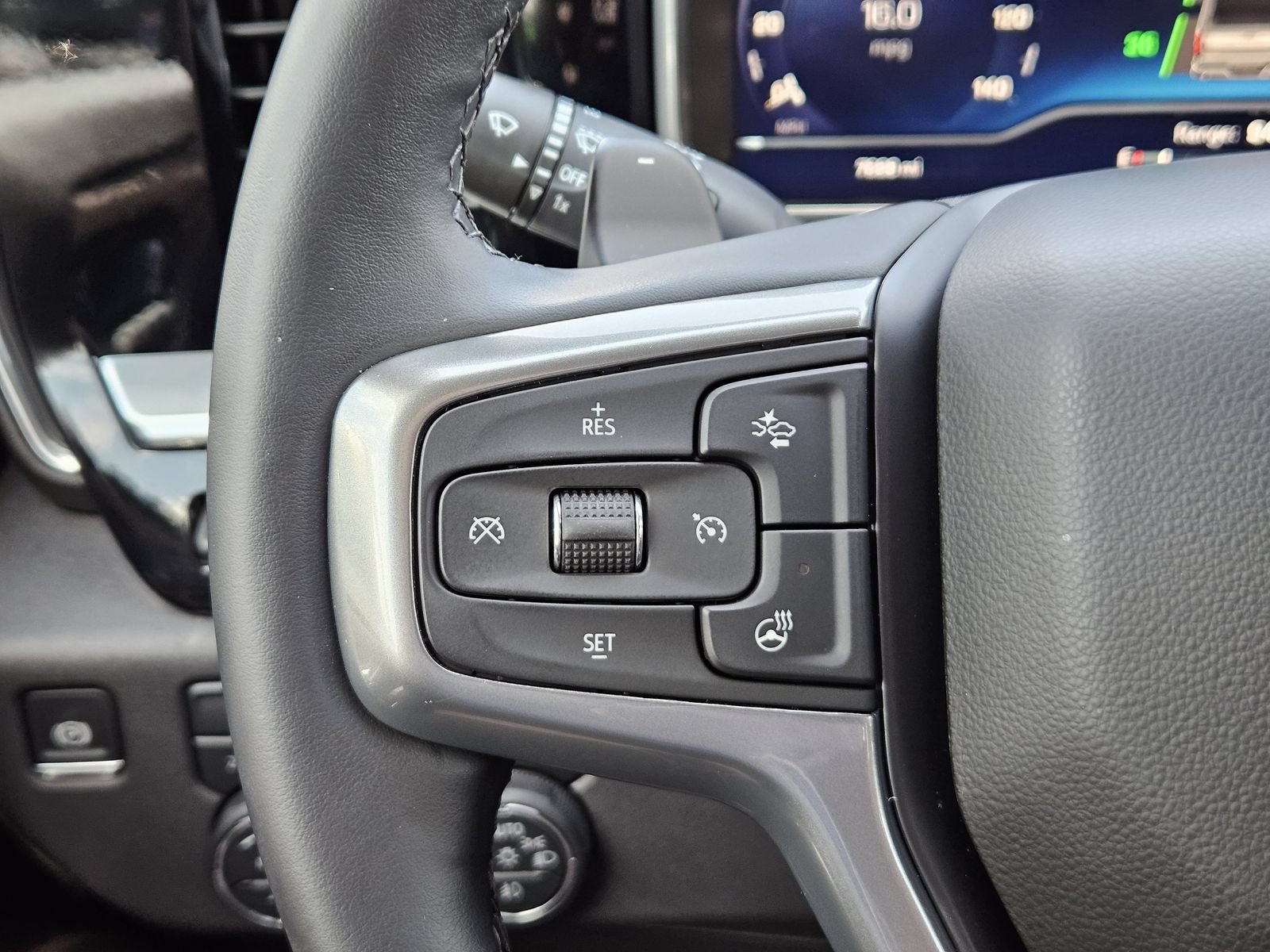 Certified 2025 Chevrolet Silverado 1500 LTZ w/ LTZ Premium Texas Edition AWD/4WD image 27