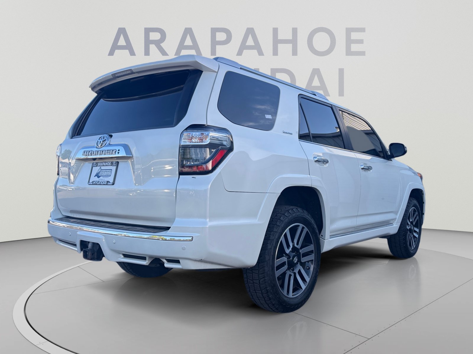 Used 2018 Toyota 4Runner Limited AWD/4WD image 5