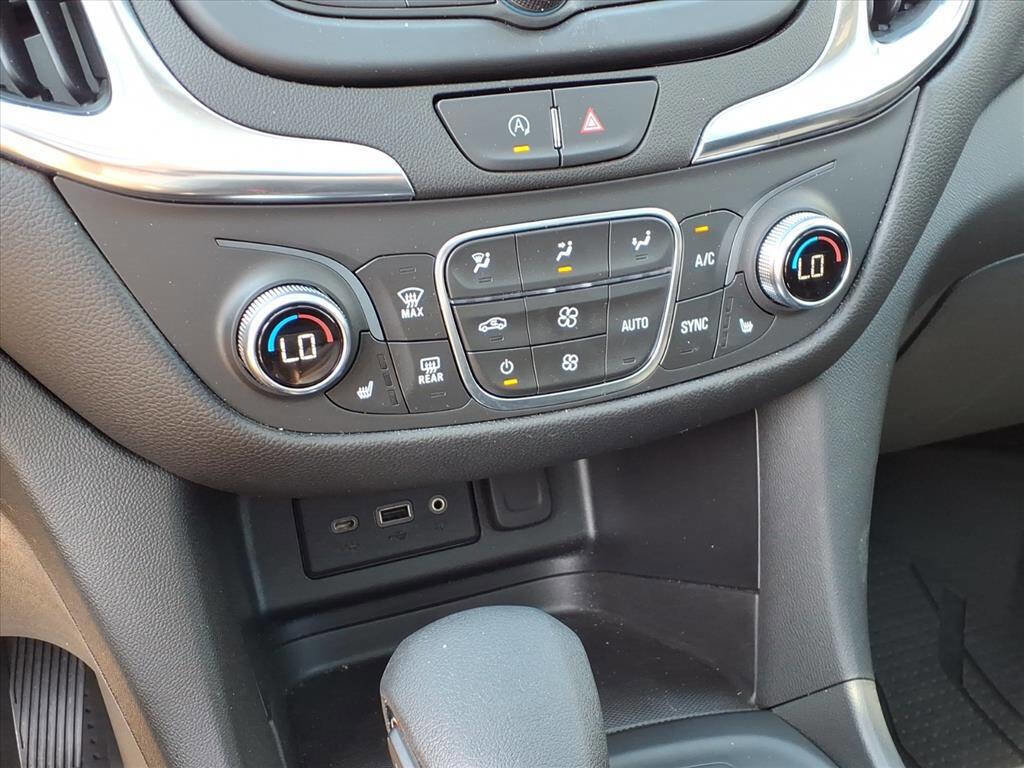 Used 2022 Chevrolet Equinox LT image 15