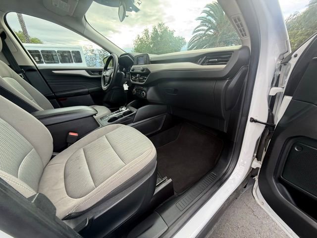 Used 2021 Ford Escape S image 10