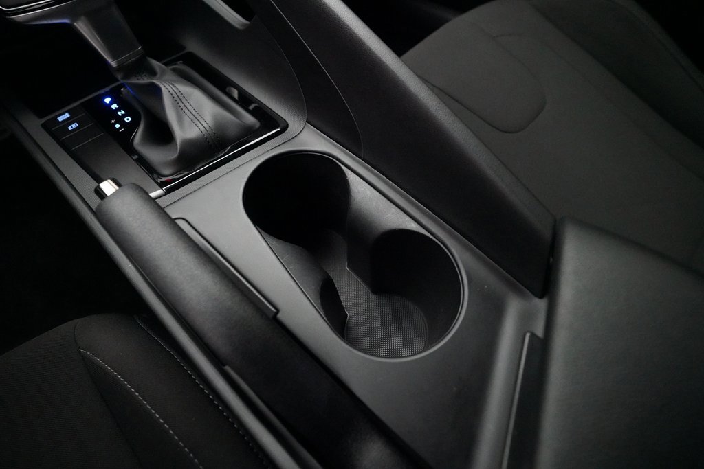 Used 2025 Hyundai Elantra Sport image 16