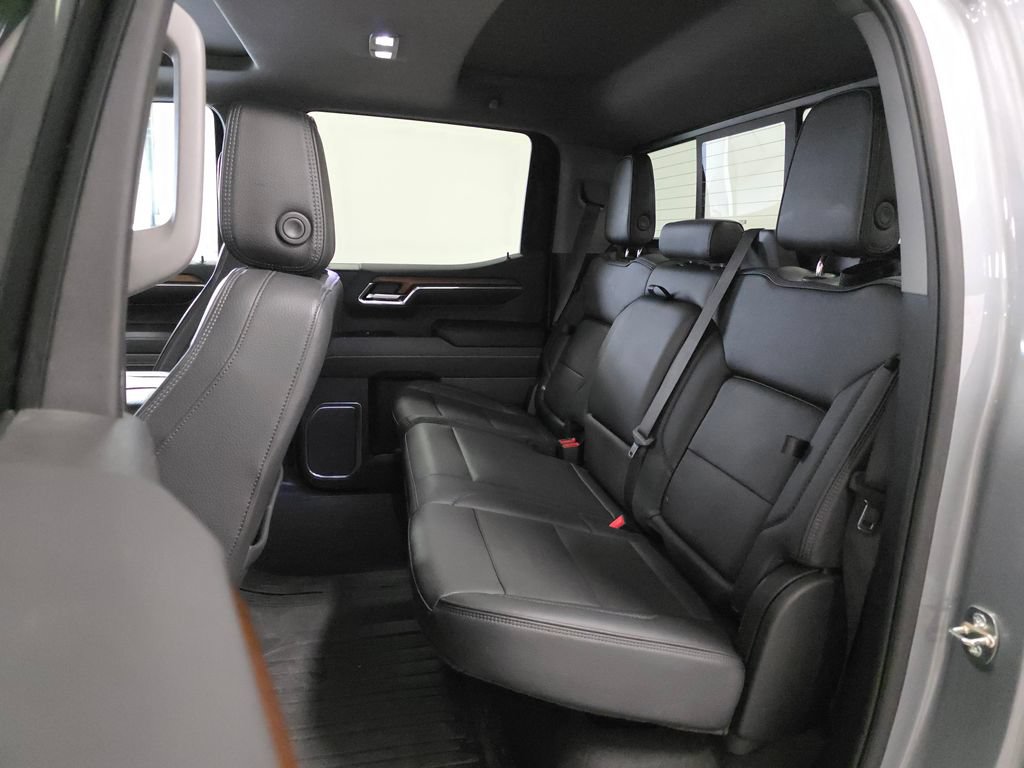 Used 2023 GMC Sierra 1500 Denali w/ Denali Reserve Package AWD/4WD image 10