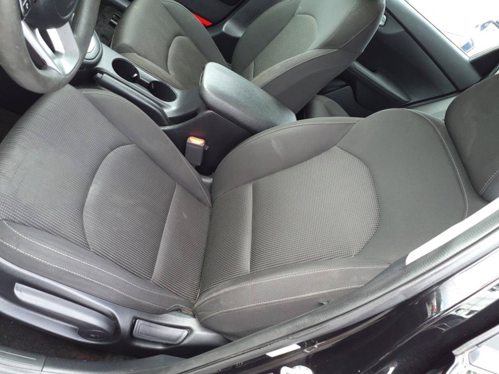 Used 2019 Kia Forte LXS FWD image 22