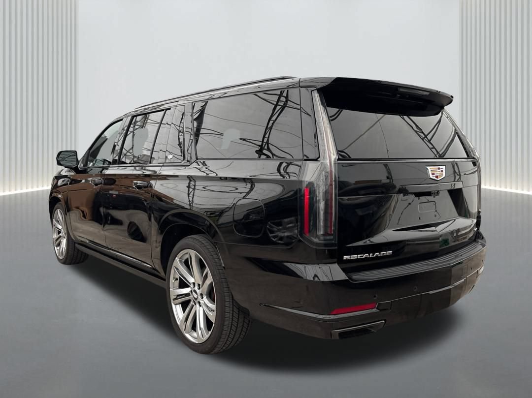New 2025 Cadillac Escalade ESV Sport Platinum AWD/4WD image 7