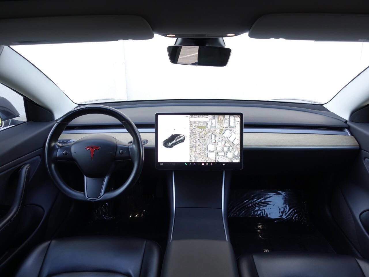 Used 2018 Tesla Model 3 Long Range RWD image 31
