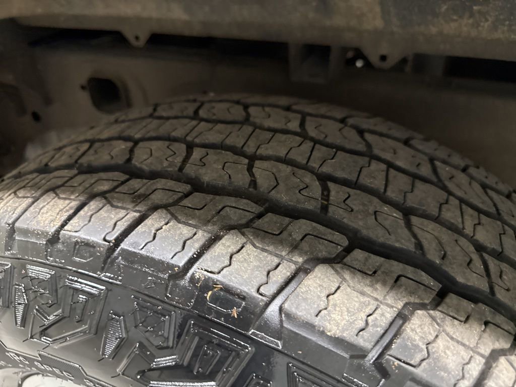 Used 2023 Chevrolet Silverado 1500 LT w/ Z71 Off-Road Package image 48