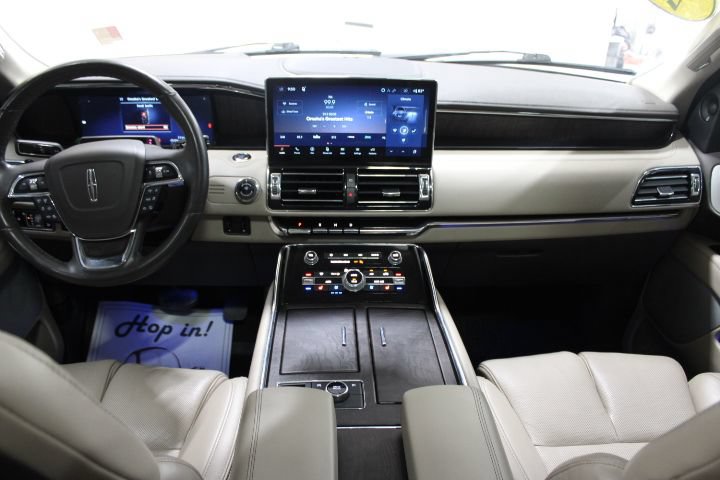 Used 2022 Lincoln Navigator L Reserve AWD/4WD image 33