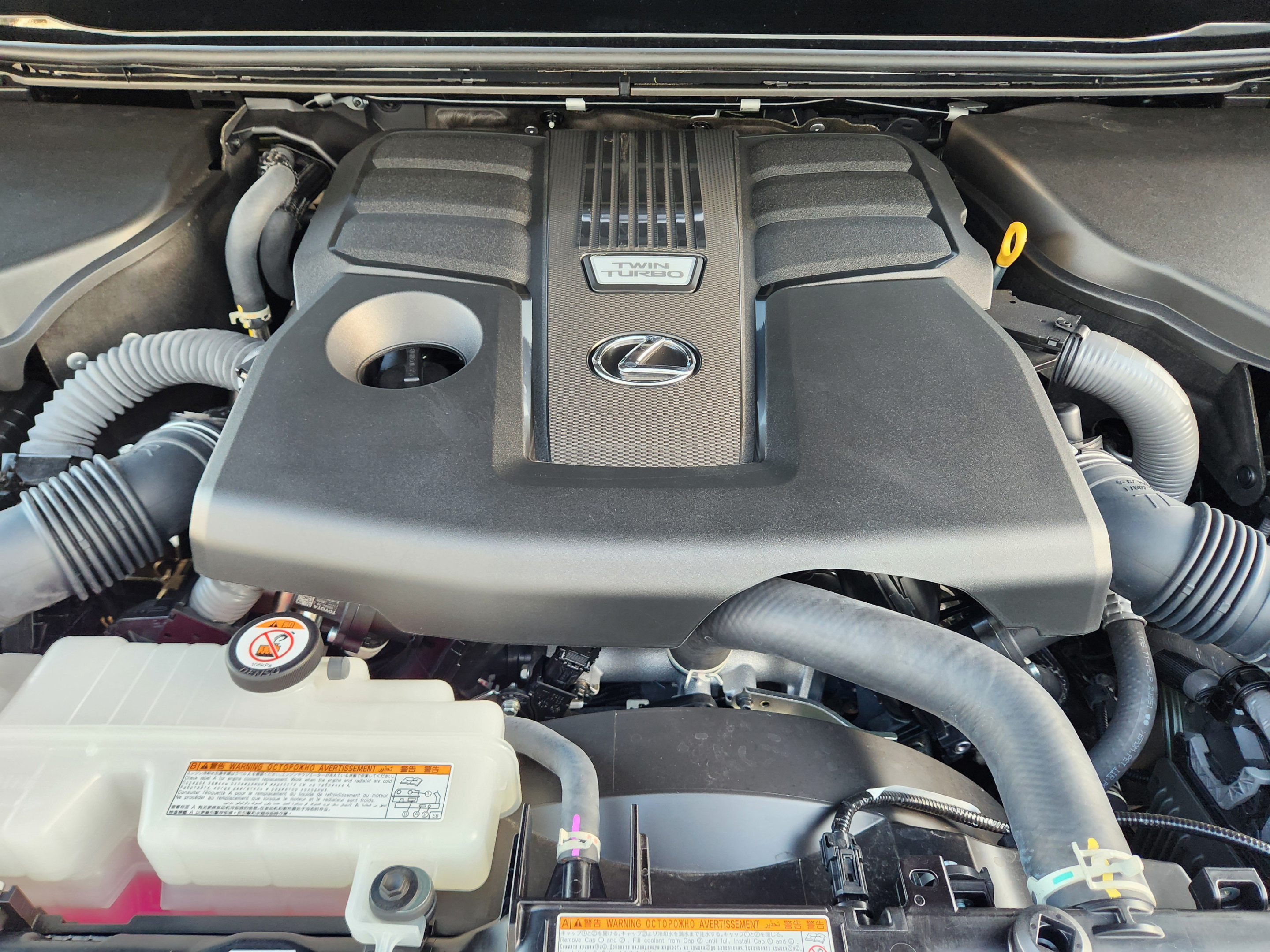Used 2025 Lexus GX 550 w/ Accessory Package (2T) AWD/4WD image 27